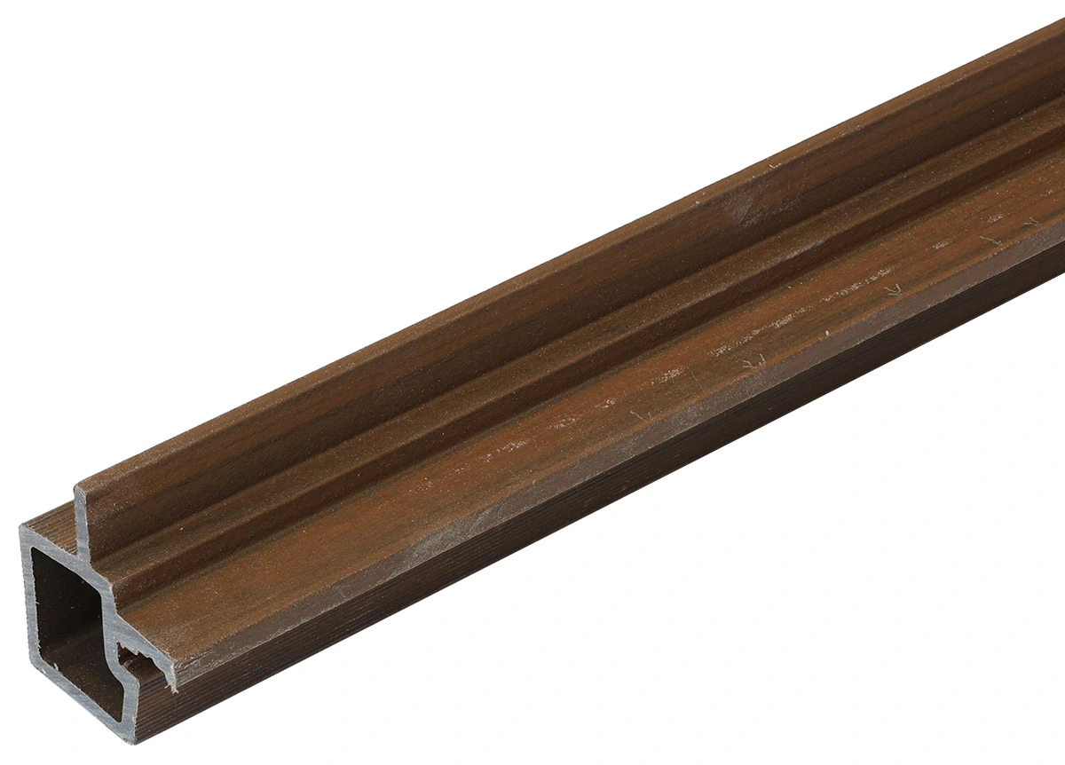 WPC fasadni ugao Barcode Elm – 2900 × 58 × 52 mm WPC fasadni ugao Barcode Elm – 2900 × 58 × 52 mm