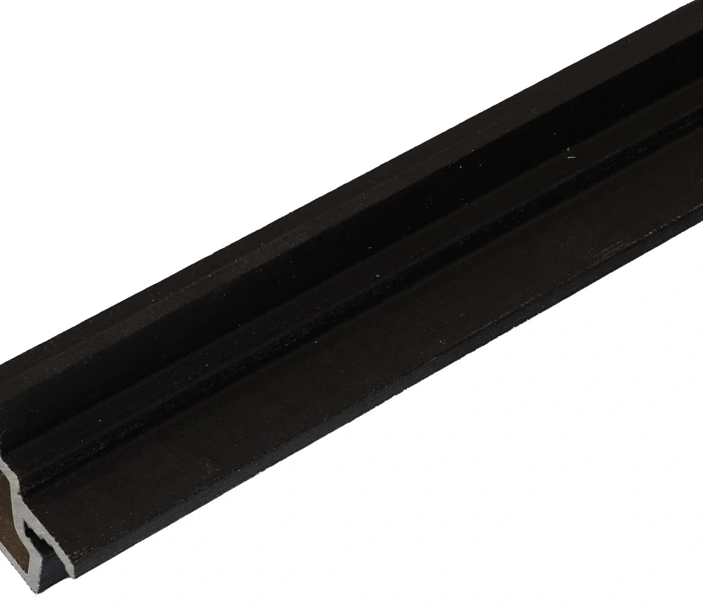 WPC fasadni ugao Barcode Black – 2900 × 58 × 52 mm
